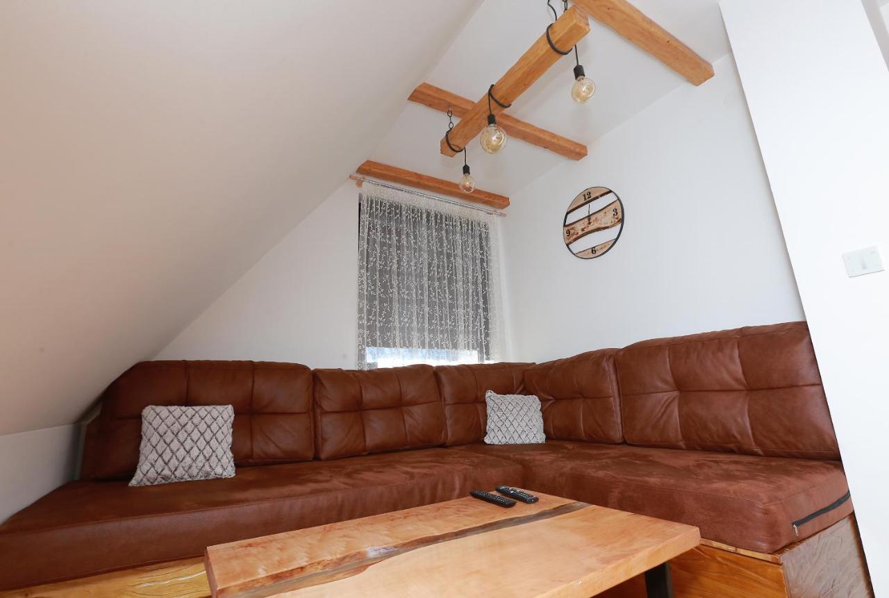Wood Apartmani - Vila Zimska Idila Jahorina Exterior photo